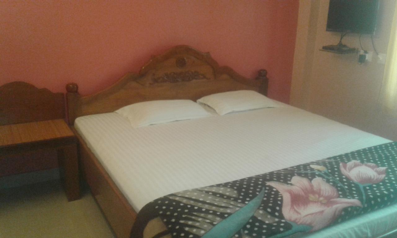 Ganesh Lodge Puri Zewnętrze zdjęcie